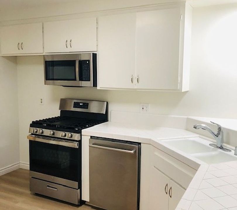 1st image of 1670 Cindy Ln #C