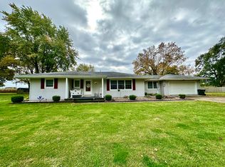 1436 E Lawndale Dr, Shelbyville, IN