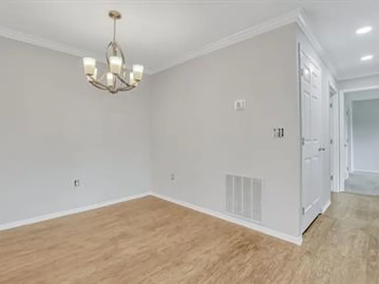 12300 Apache Ave #111 — Photo 11