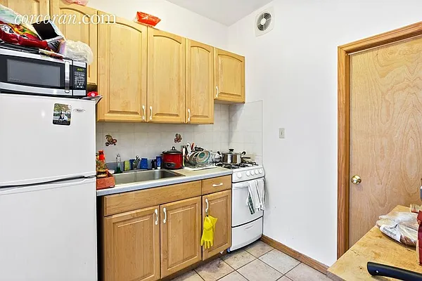 Rented by Corcoran | media 10