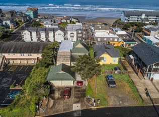 327 (328) Nw High, Newport, OR 97365