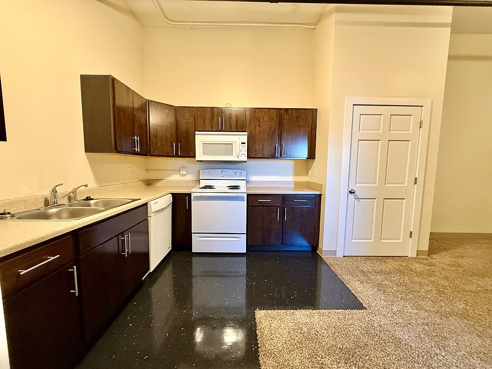 1st image of 1319 5th Ave APT 311
