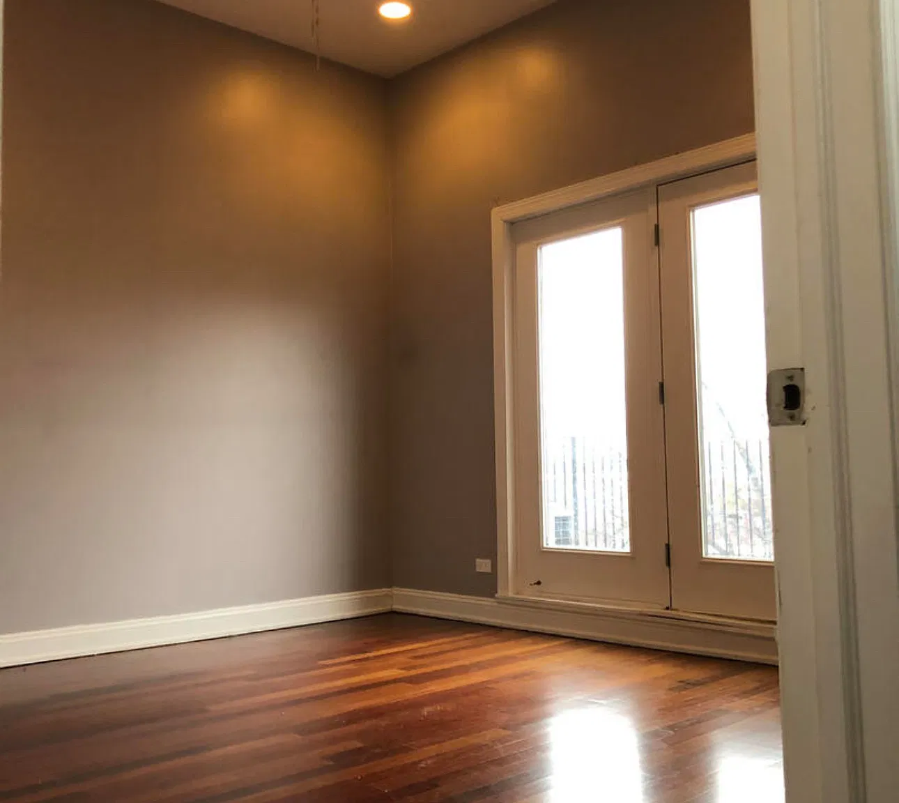 2819 W Congress Pkwy — Photo 3