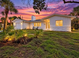 3050 N Beach Rd, Englewood, FL 34223