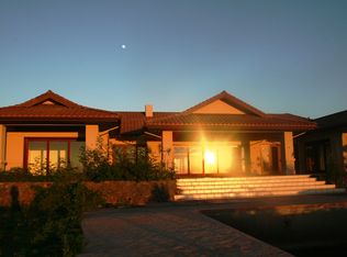 200 Kalaunu Pl, Lahaina, HI 96761