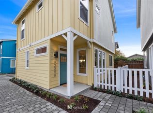 9239 14th Ave NW #B, Seattle, WA 98117