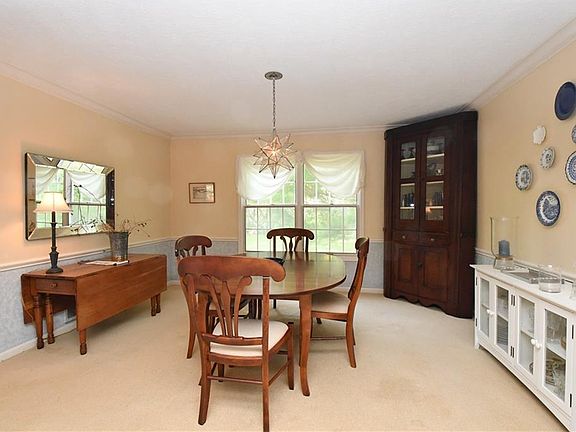 5th image of 14 Kimberwick Ct