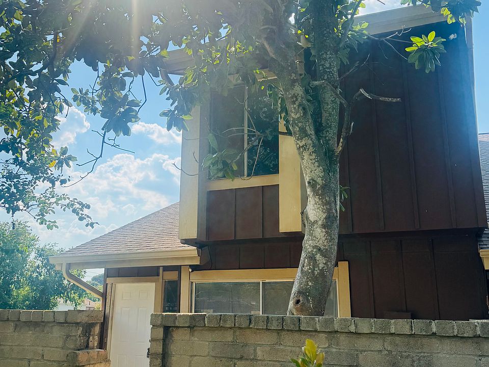 1st image of 12509 Newbrook Dr #331