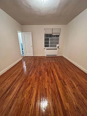 Rented by Contact Realty | media 4