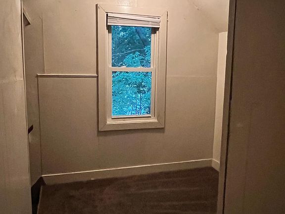2nd floor hallway