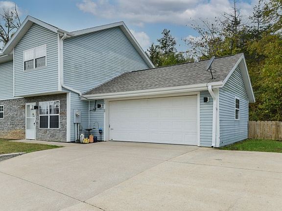 5th image of 14 Pond Pl