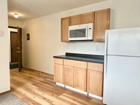 North 3002, 3002 7 1/2 Ave N #B, Fargo, ND 58102