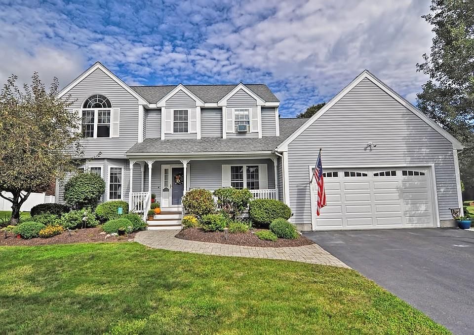 1st image of 12 Lowe Meadow Ln