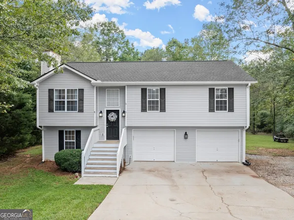 54 Dogwood Ct, Gillsville, GA 30543