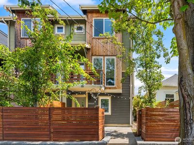 4220 Fremont Avenue N #A, Seattle, WA, 98103