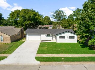 105 E 19th St N, Owasso, OK 74055