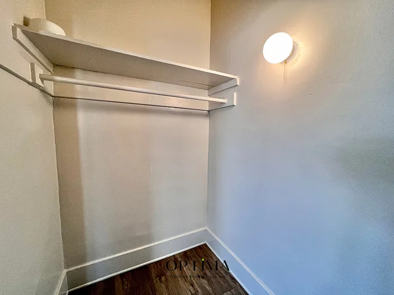 328 W. 8th Street — Photo 7