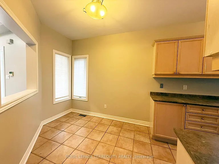 190 Harding Blvd W #34 — Photo 6