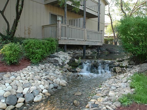 4th image of 7940 Janes Ave #7074e45d9