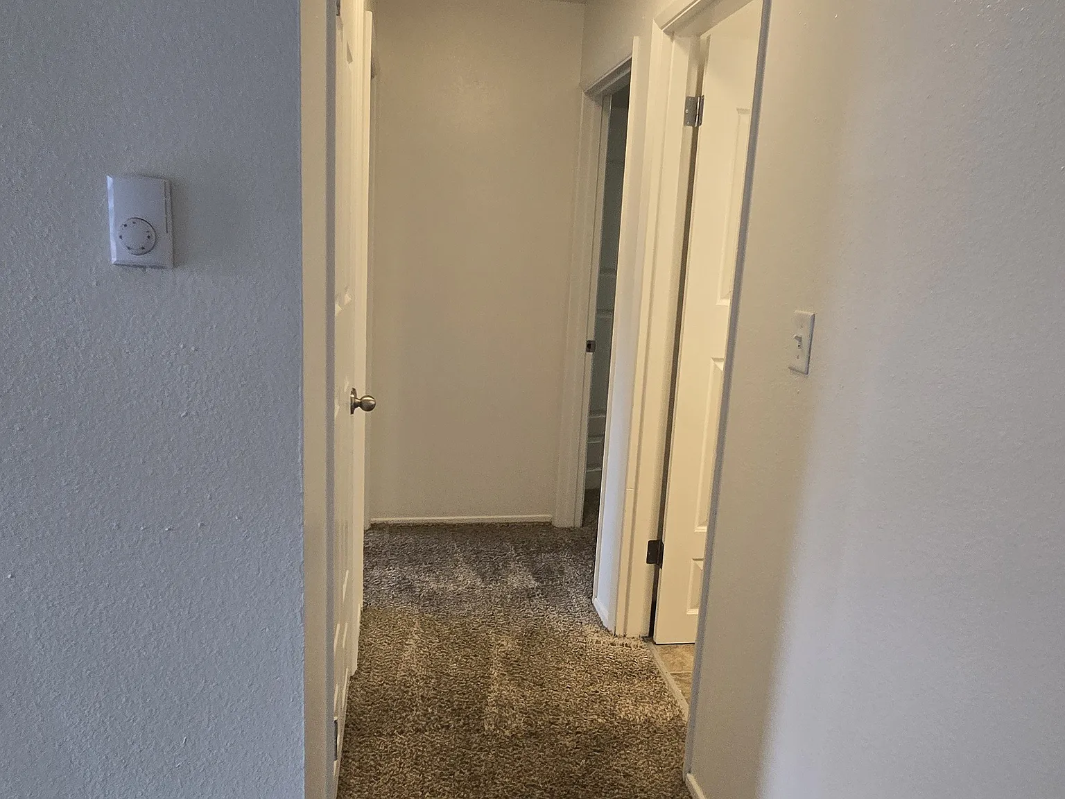 Ashley Court Apartments — Photo 4