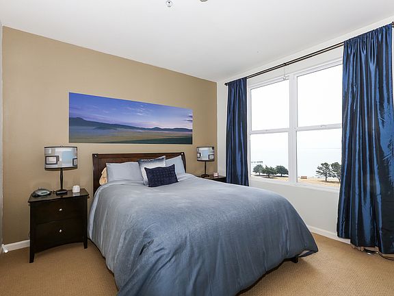5th image of 301 Crescent Ct APT 3408