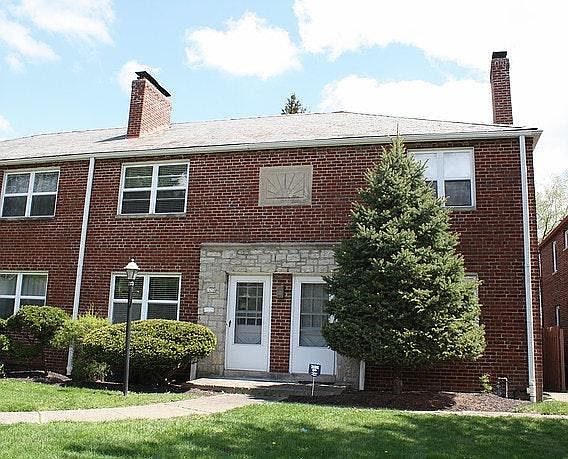 1st image of 1658 Northwest Blvd