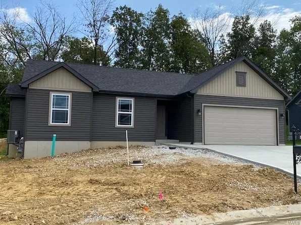 568 Lakewood Dr, Moscow Mills, MO 63362
