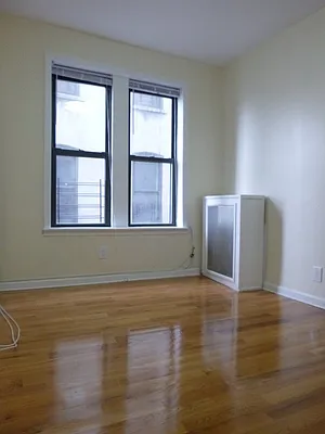 Rented by Bohemia Realty Group | media 13