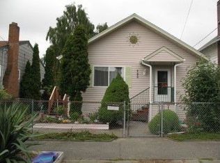 320 NW 78th St, Seattle, WA 98117