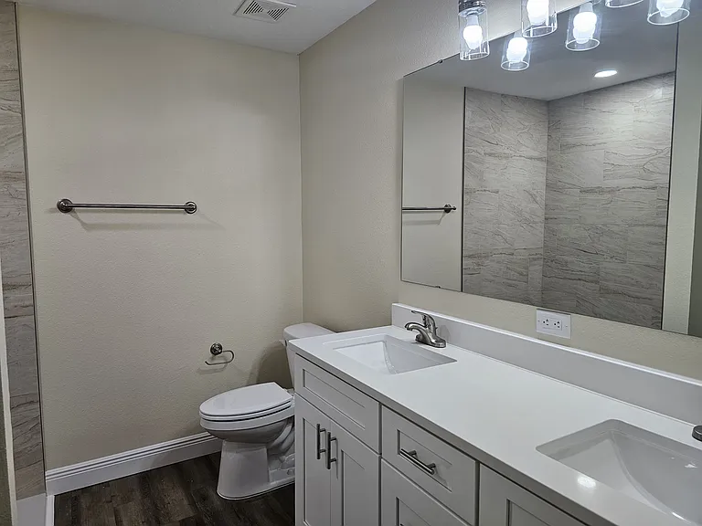 11661 N Kenlake Cir — Photo 8