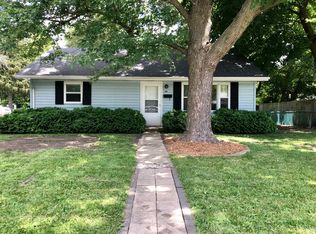 201 Arcadia Dr, Rantoul, IL 61866