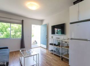 4106 Warner Blvd APT A, Burbank, CA 91505