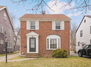 3766 Silsby Rd, University Heights, OH 44118