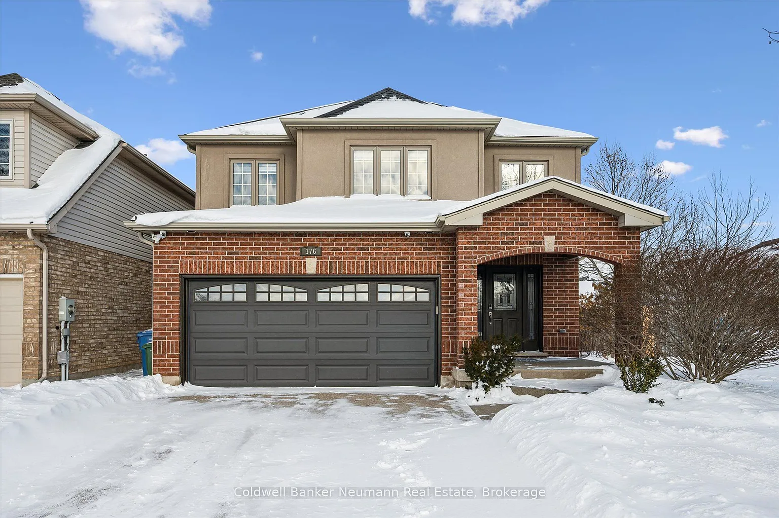 176 Colonial Dr photo 1