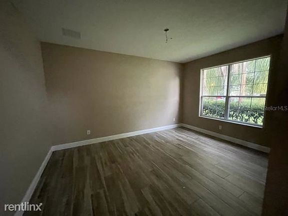 5th image of 3141R Conrad Ct