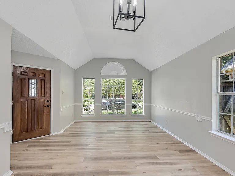 717 Marble Canyon Cir — Photo 17