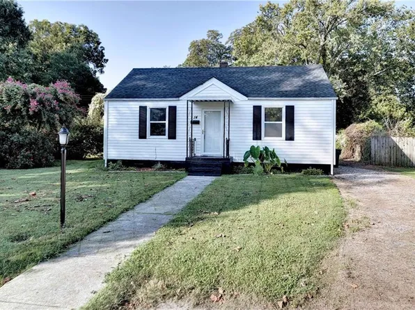 14 W Bayberry Ct, Hampton, VA 23669