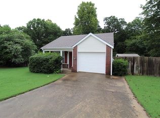 3152 W Parkway Dr, Fayetteville, AR 72704