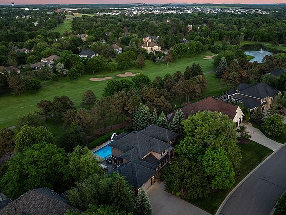 5th image of 3717 Fairway Point
