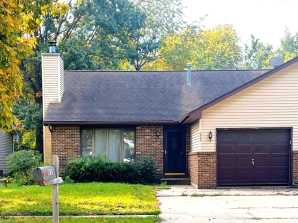 921 Edgewood Dr, Morris, IL 60450