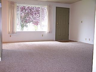 2nd image of 3343-3353 NE 15th St