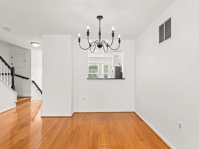 219 Frazer Dr — Photo 11