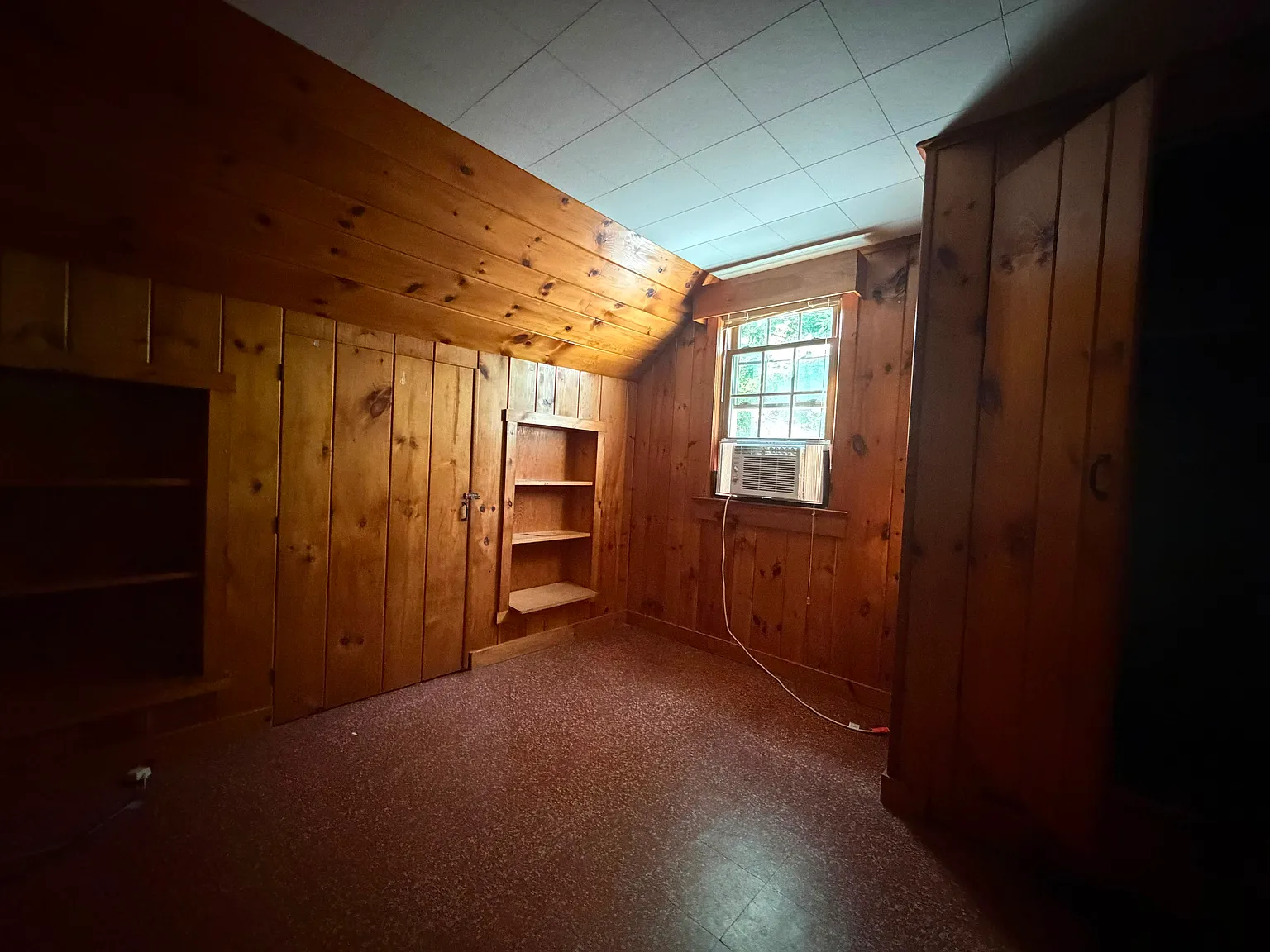 4 bed, 1665 sqft, $4,100 — Photo 3