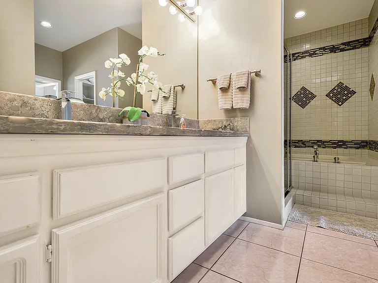 142 Lake Shore Dr — Photo 25