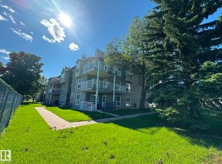 60 Alpine Pl #310, Saint Albert, AB T8N3Y2