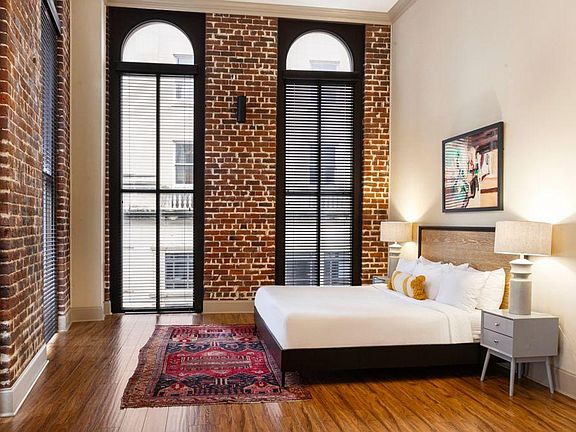 5th image of 30 Baronne St #Id1267015p