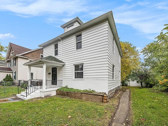 4th image of 1532 Hamilton Ave NW Room 4