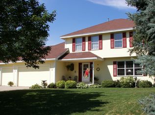 13452 Hidden Creek Dr, Andover, MN 55304