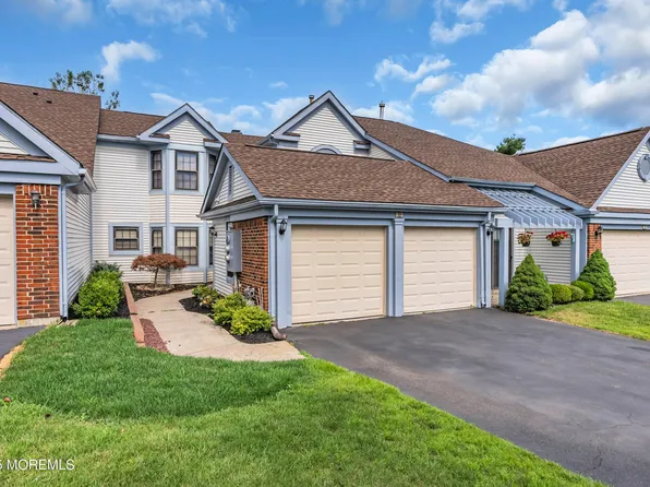 11 Rawson Circle #1002, Ocean Twp, NJ 07712