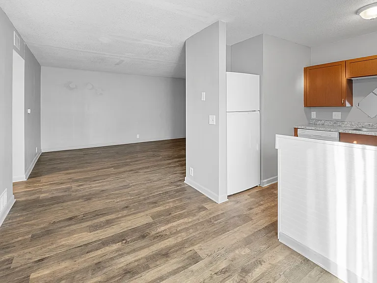 711 Allison Ave #9 — Photo 12